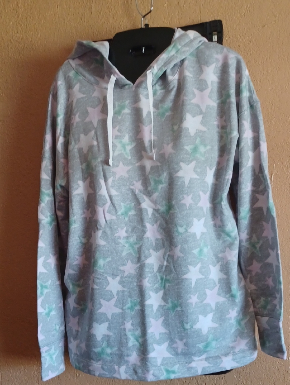Butter Star-Print Hooded Pullover in Light Gray and Mint